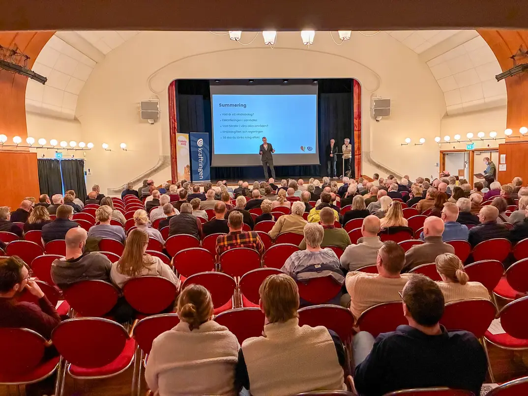 I tisdags höll Kraftringen Nät tillsammans med Skånska Energi Nät ett kundseminarium i Medborgarhuset i Eslöv. Cirka 250 intresserade kunder deltog.